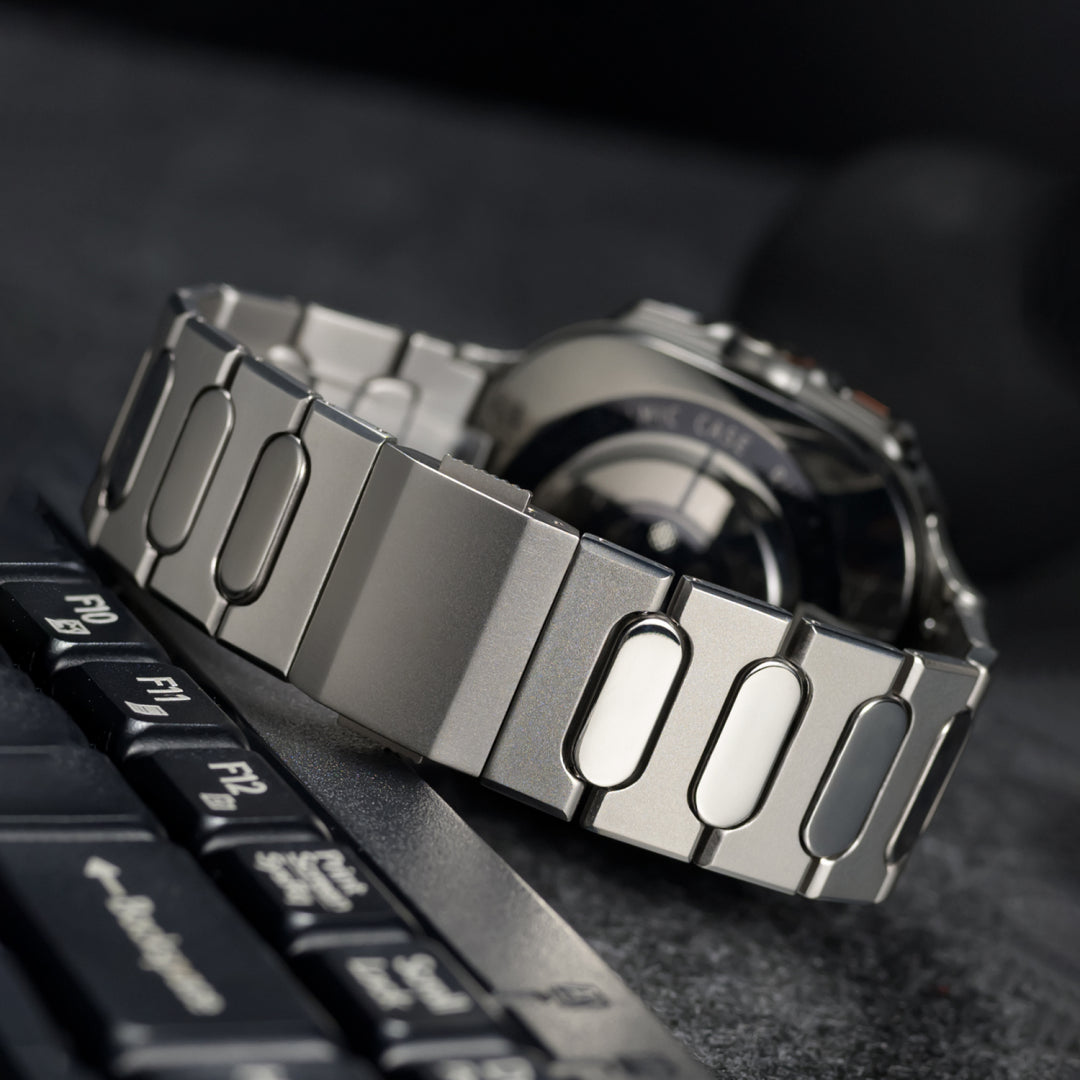 Titanium Magnetic Buckle Band For Apple Watch