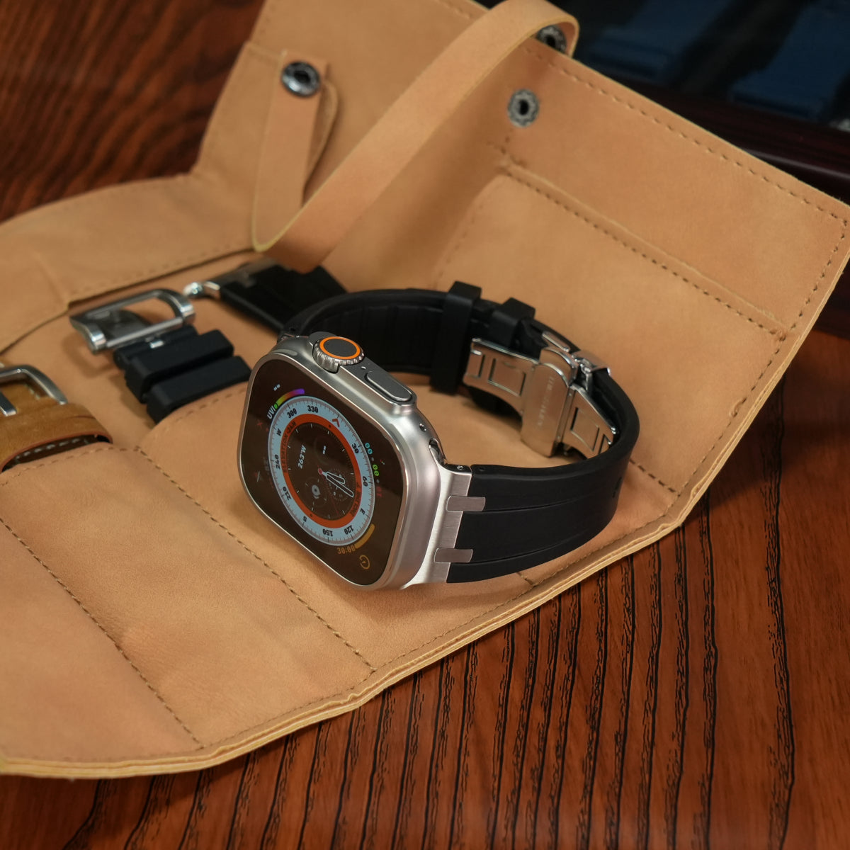 Luxuriöses AP-Silikonarmband mit Schmetterlingsschnalle für Apple Watch